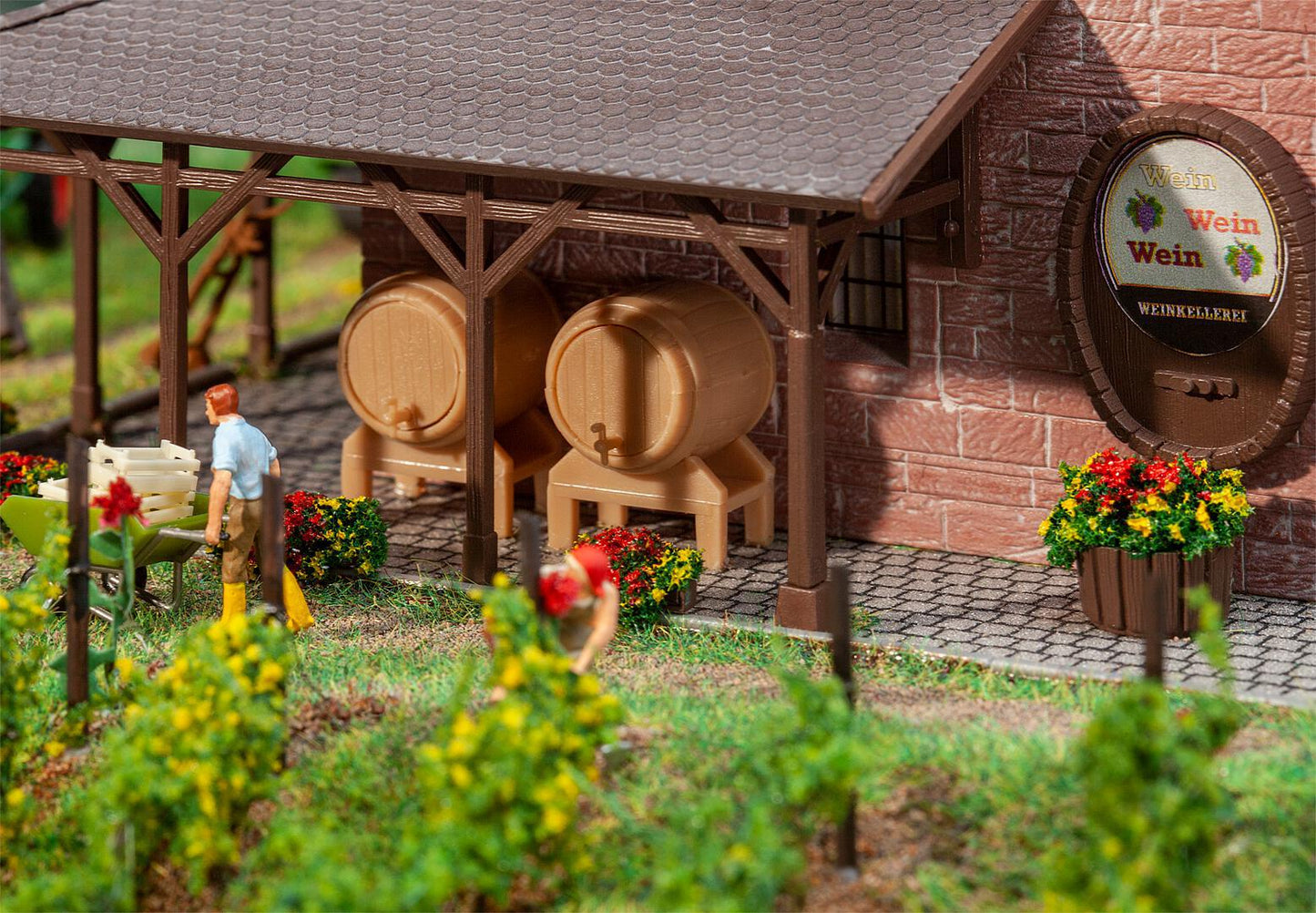Faller 180972 2 Wooden casks and 2 tubs  1:87